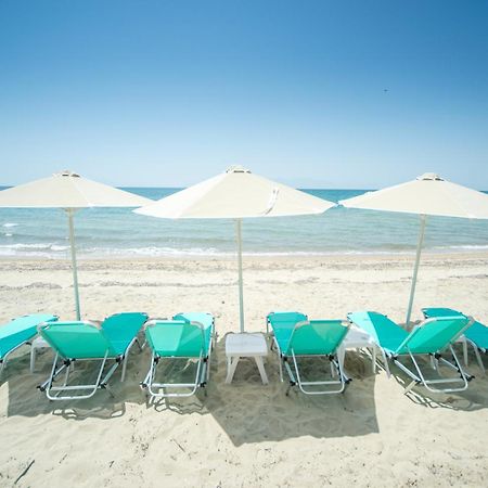 Summerday Villa Private Beach نيا إيراكليا المظهر الخارجي الصورة