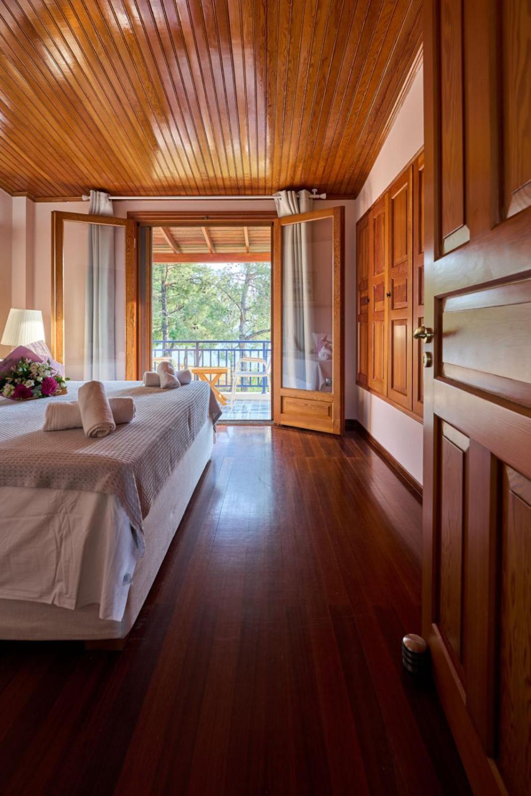 Summerday Villa Private Beach نيا إيراكليا المظهر الخارجي الصورة