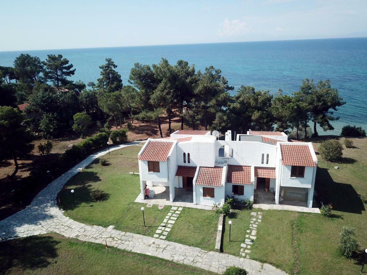 Summerday Villa Private Beach نيا إيراكليا المظهر الخارجي الصورة