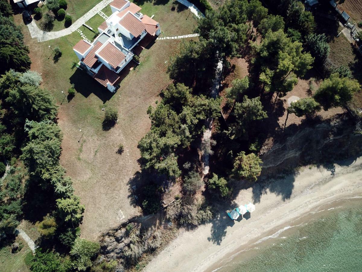 Summerday Villa Private Beach نيا إيراكليا المظهر الخارجي الصورة