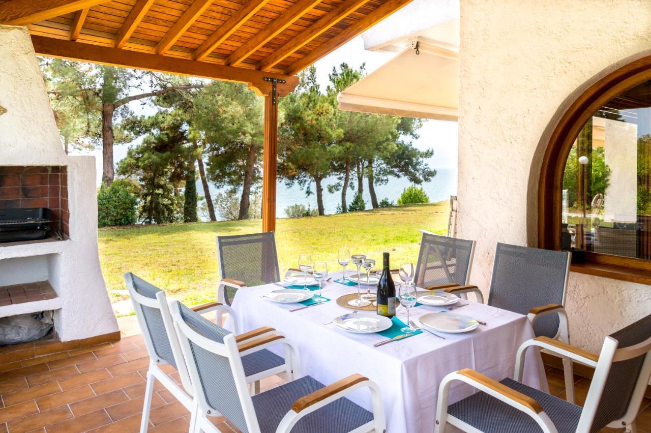 Summerday Villa Private Beach نيا إيراكليا المظهر الخارجي الصورة